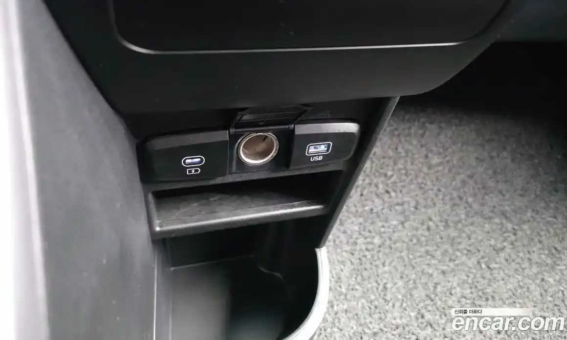 Hyundai Staria 2024 2.2 гидро в Москве, фото 30