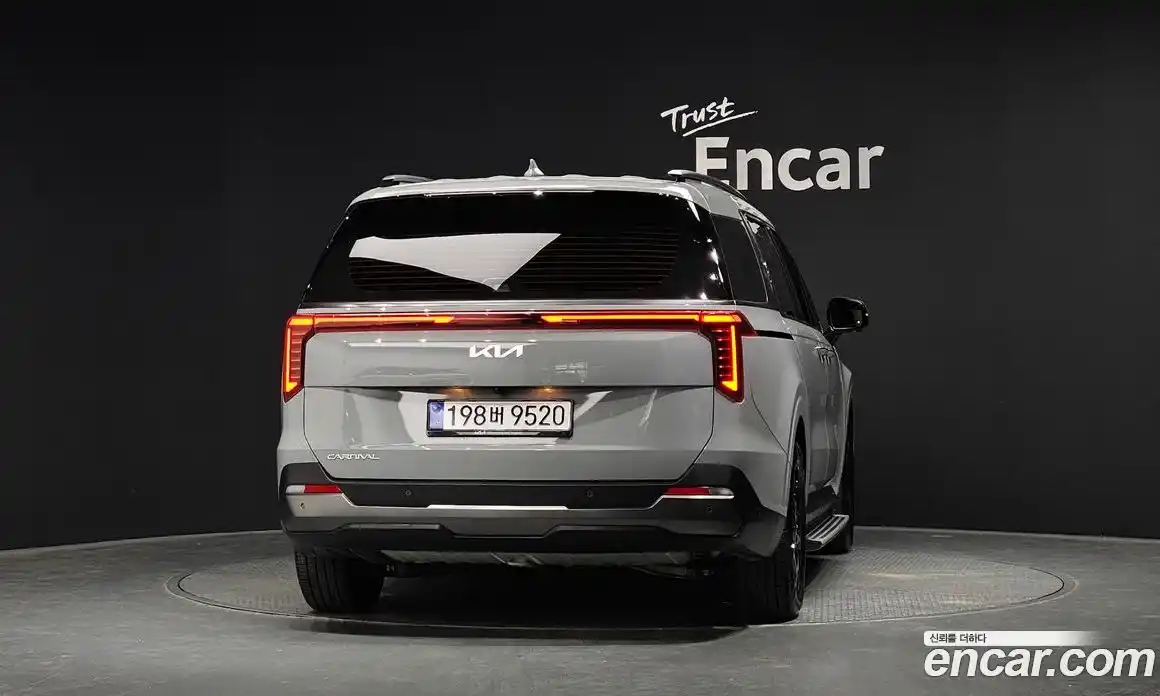 Kia Canival 2025 2.2 гидро в Москве № 1611027, фото 4