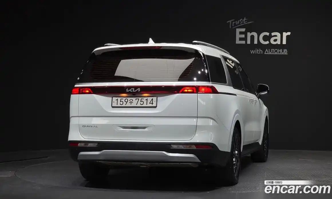 Kia Canival 2022 2.2 гидро в Москве № 1611400, фото 4