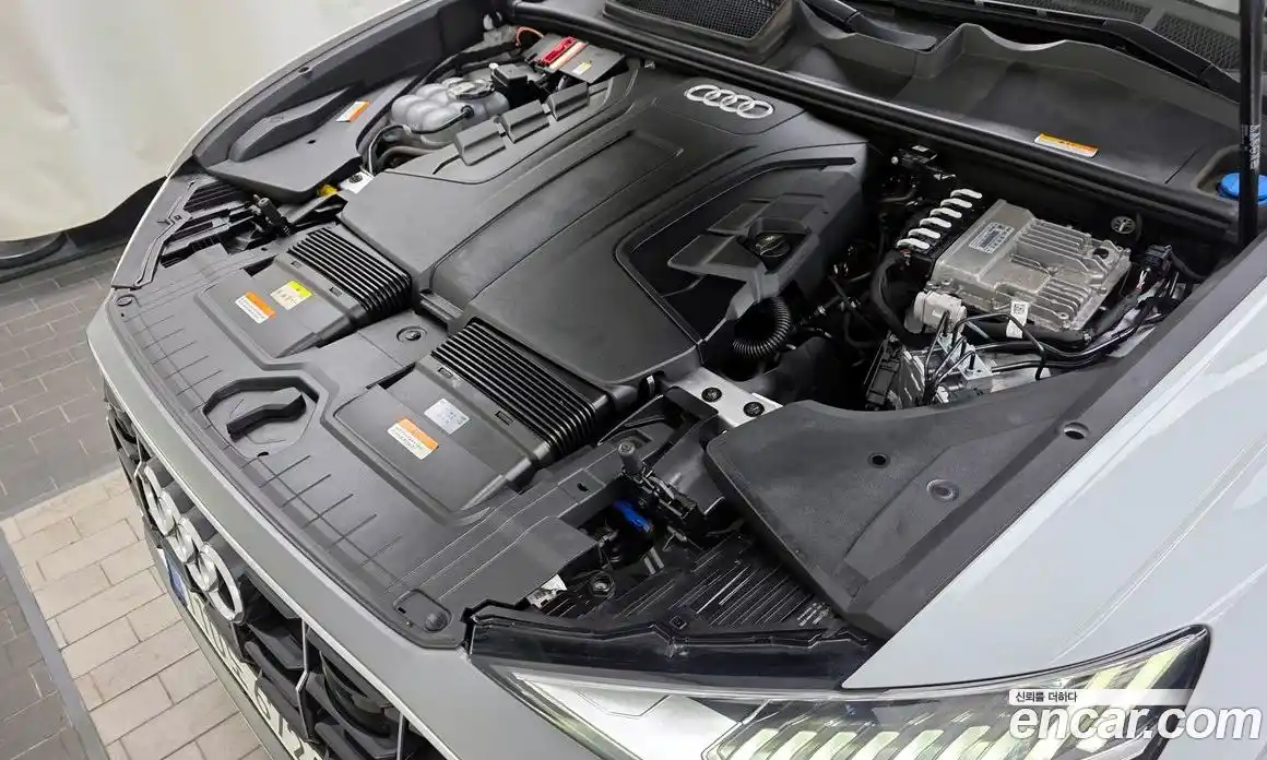 Audi Q8 2022 3.0 гидро в Москве № 163013, фото 6