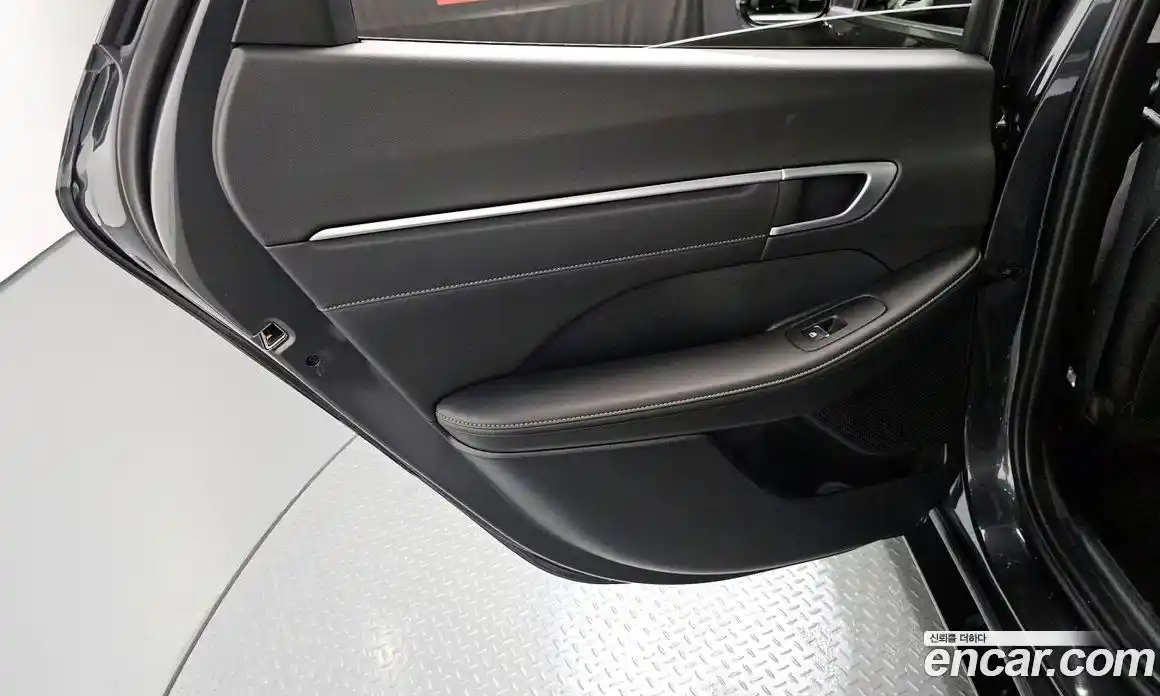 Hyundai Sonata 2024 1.6 гидро в Москве № 1683563, фото 15