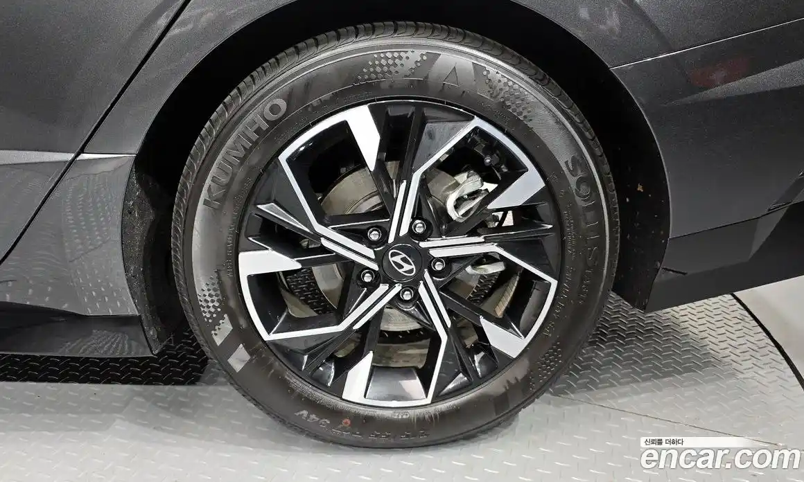 Hyundai Sonata 2024 1.6 гидро в Москве № 1683563, фото 7