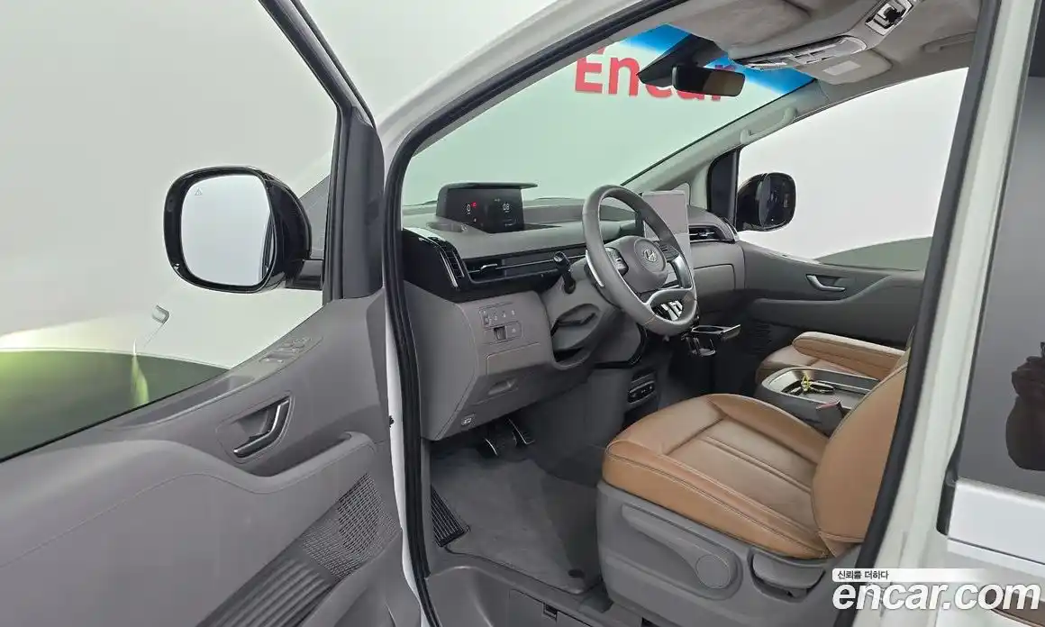 Hyundai Staria 2024 2.2 гидро в Москве № 1683779, фото 13