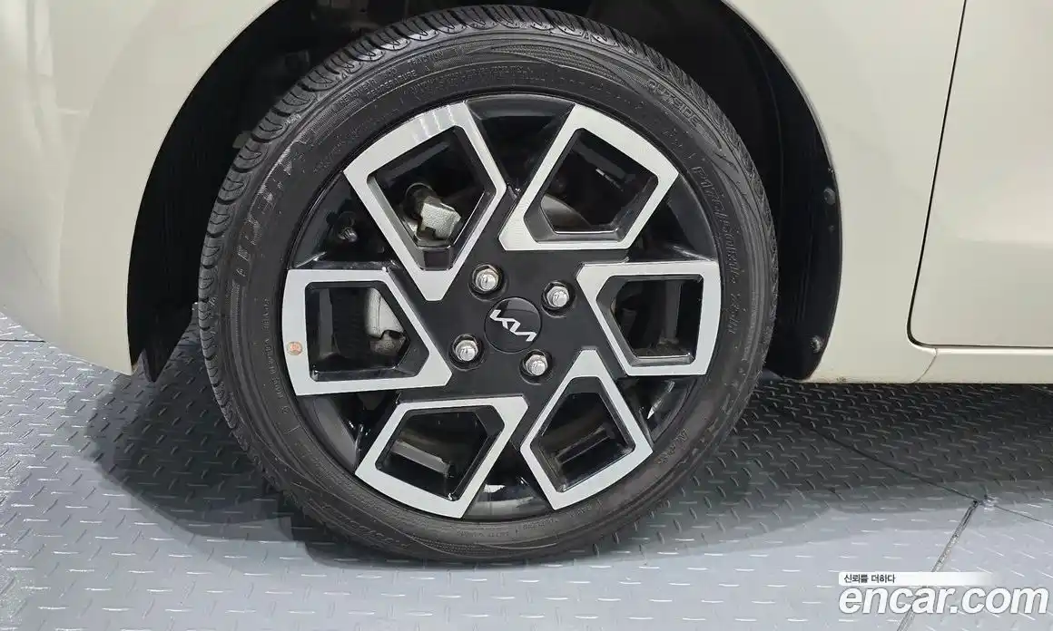Kia Ray 2023 1.0 гидро в Москве № 1684786, фото 4