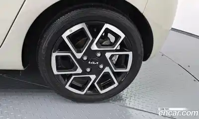 Kia Ray 2023 1.0 гидро в Москве № 1684786, миниатюра 6