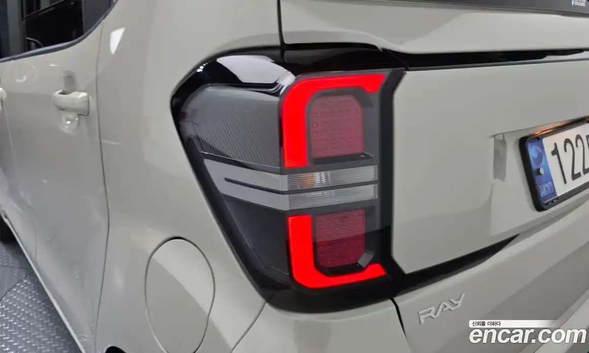Kia Ray 2023 1.0 гидро в Москве № 1684786, фото 8