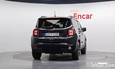 Jeep Renegade 2022 1.3 гидро в Москве № 169432, миниатюра 4