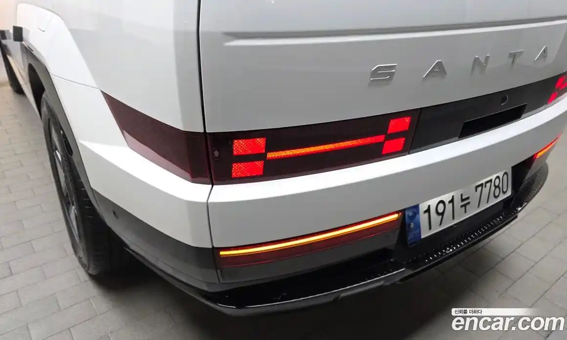 Hyundai Santa Fe 2024 1.6 гидро в Москве № 1757423, фото 9
