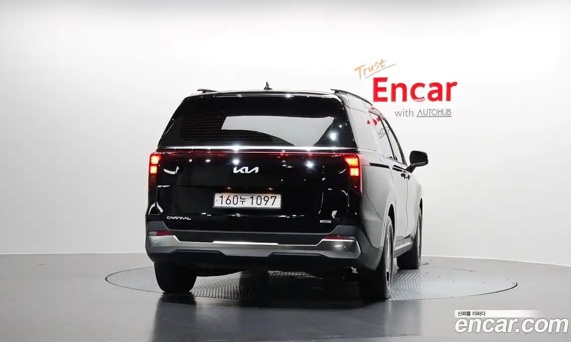 Kia Canival 2024 1.6 гидро в Москве № 1758281, фото 4