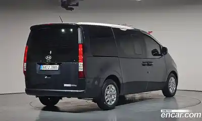 Hyundai Staria, 2024