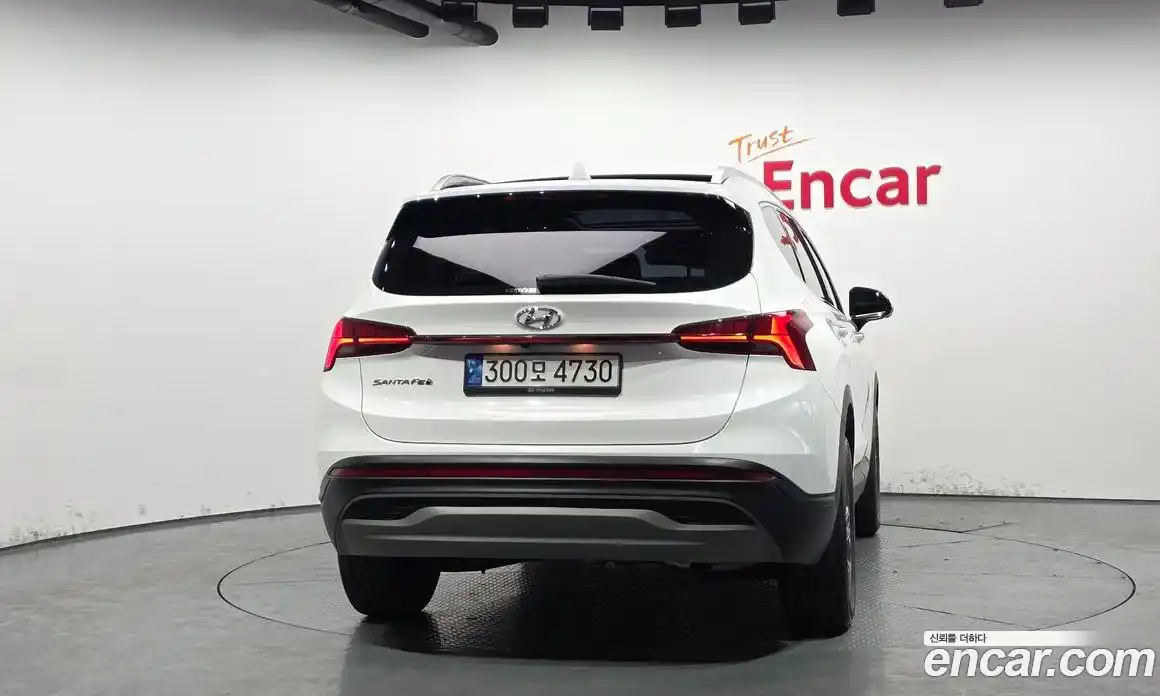 Hyundai Santa Fe 2023 2.5 гидро в Москве № 1830917, фото 4