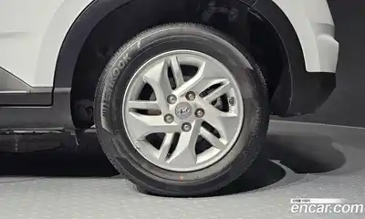 Hyundai Venue 2022 1.6 гидро в Москве № 1830927, миниатюра 7