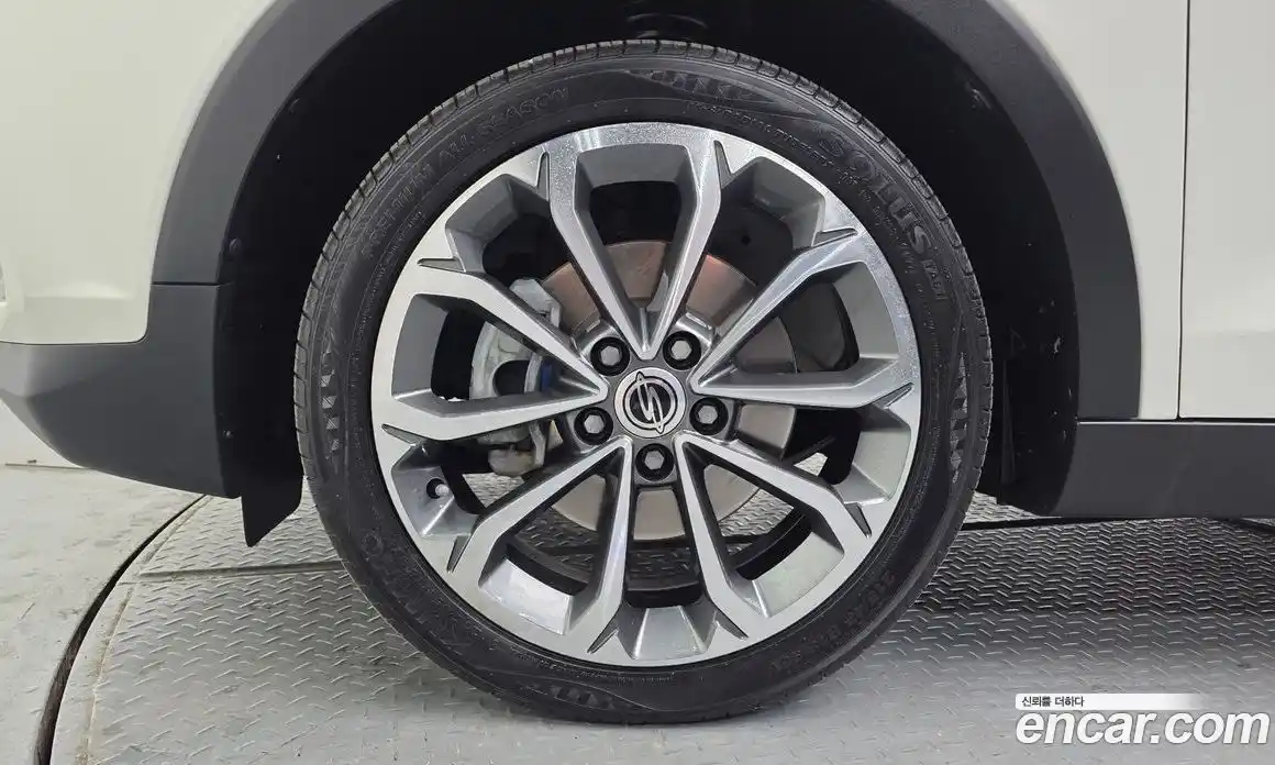 SsangYong TIBOLI 2018 1.6 гидро в Москве № 1832810, фото 5