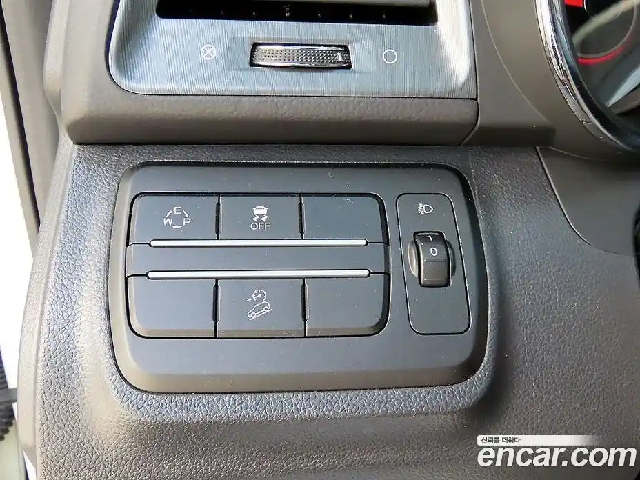 SsangYong TIBOLI 2018 1.6 гидро в Москве № 1833387, фото 12
