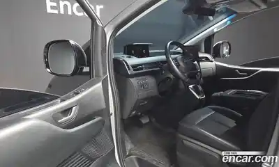 Hyundai Staria 2023 2.2 гидро в Москве № 1904077, миниатюра 11