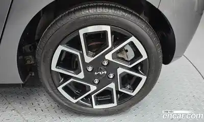 Kia Ray 2023 1.0 гидро в Москве № 1904541, миниатюра 7