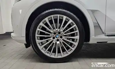 BMW X7 2022 3.0 гидро в Москве № 1904568, миниатюра 5
