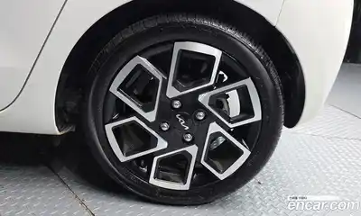Kia Ray 2023 1.0 гидро в Москве № 1904758, миниатюра 5