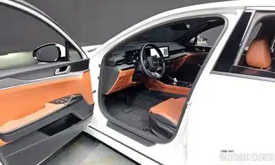 Kia K5 2023 2.0 гидро в Москве № 1904767, миниатюра 10