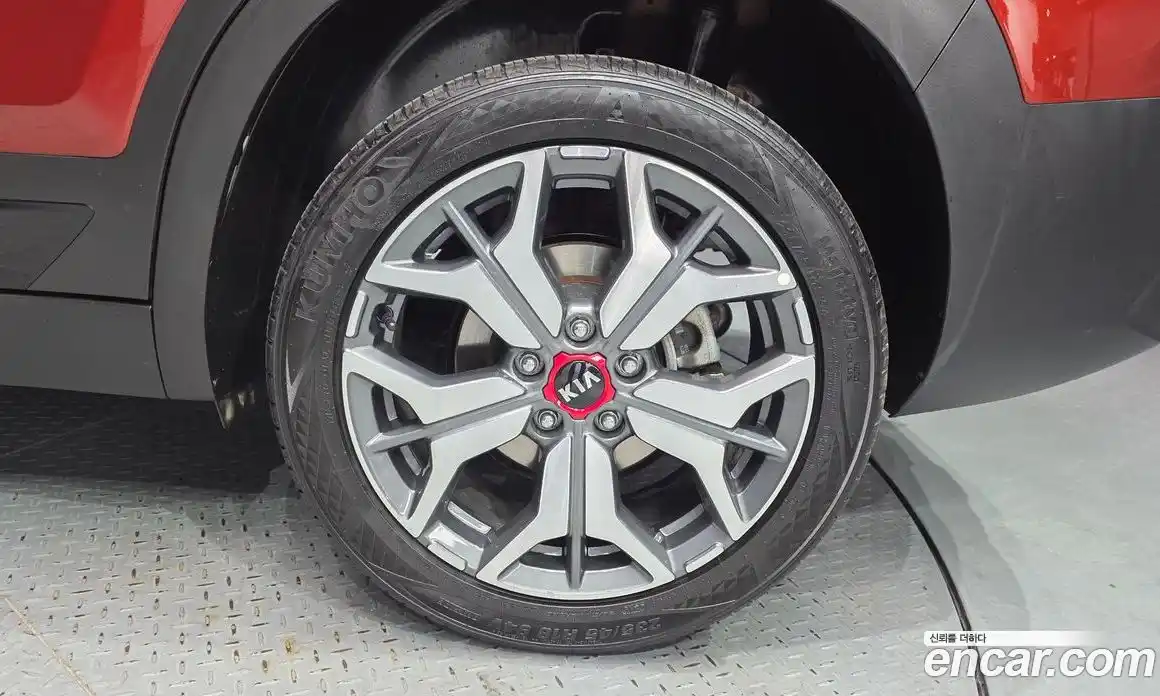 Kia Seltos 2019 1.6 гидро в Москве № 1904920, фото 24