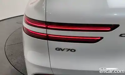 Genesis GV70 2022 2.5 гидро в Москве № 1905493, миниатюра 9