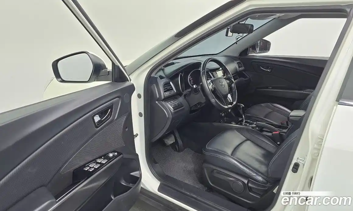 SsangYong TIBOLI 2017 1.6 гидро в Москве № 1906657, фото 10