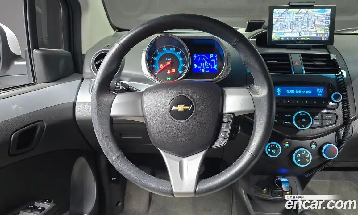 Chevrolet Spark 2013 1.0 гидро в Москве № 1907166, фото 18