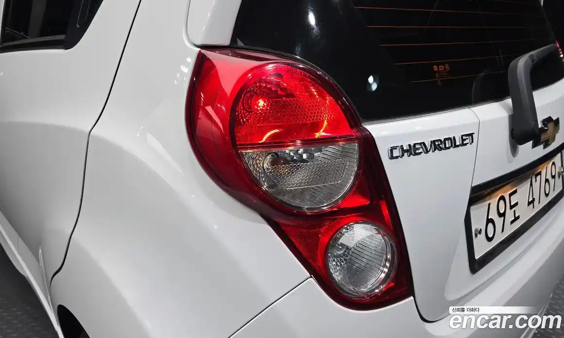 Chevrolet Spark 2013 1.0 гидро в Москве № 1907166, фото 8