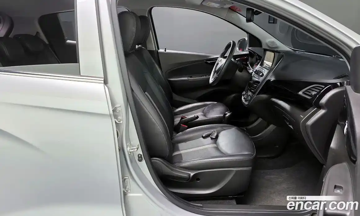 Chevrolet Spark 2020 1.0 гидро в Москве № 1907330, фото 16
