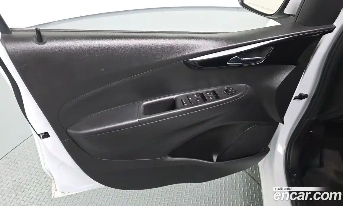 Chevrolet Spark 2017 1.0 гидро в Москве, фото 14