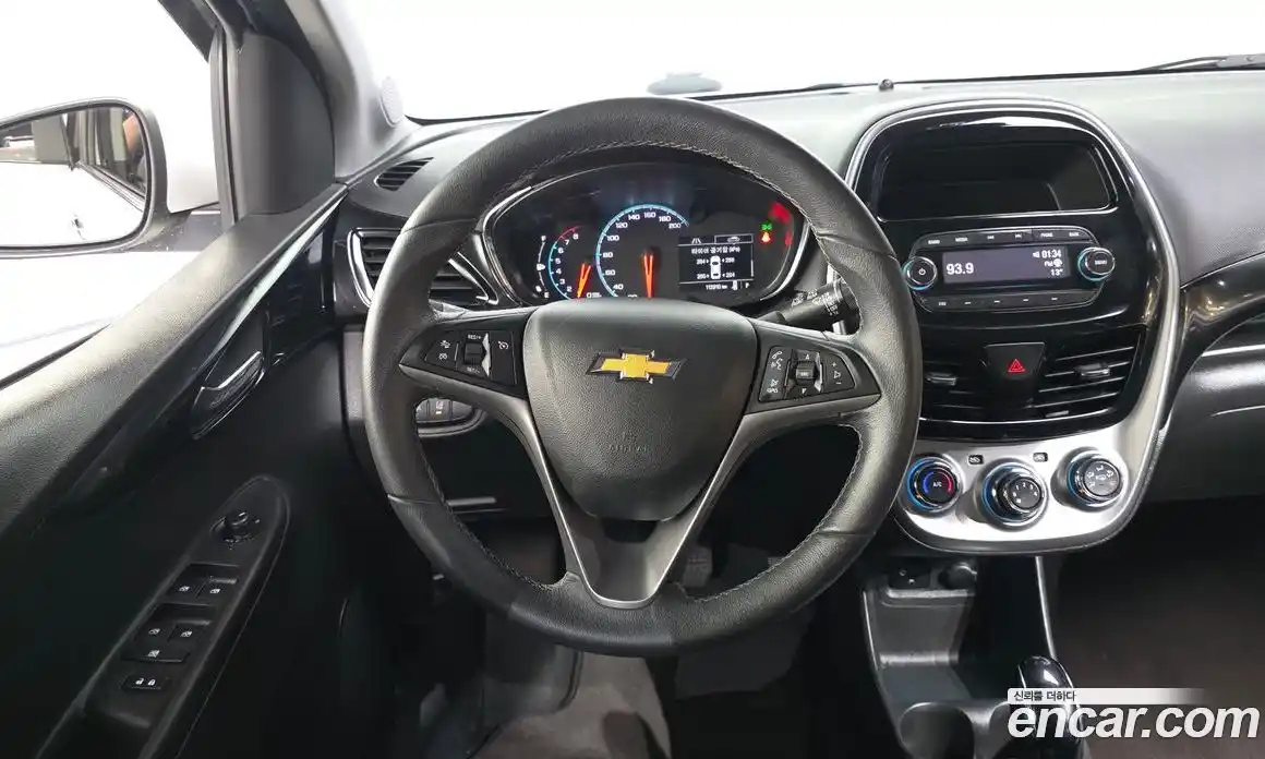 Chevrolet Spark 2017 1.0 гидро в Москве, фото 19