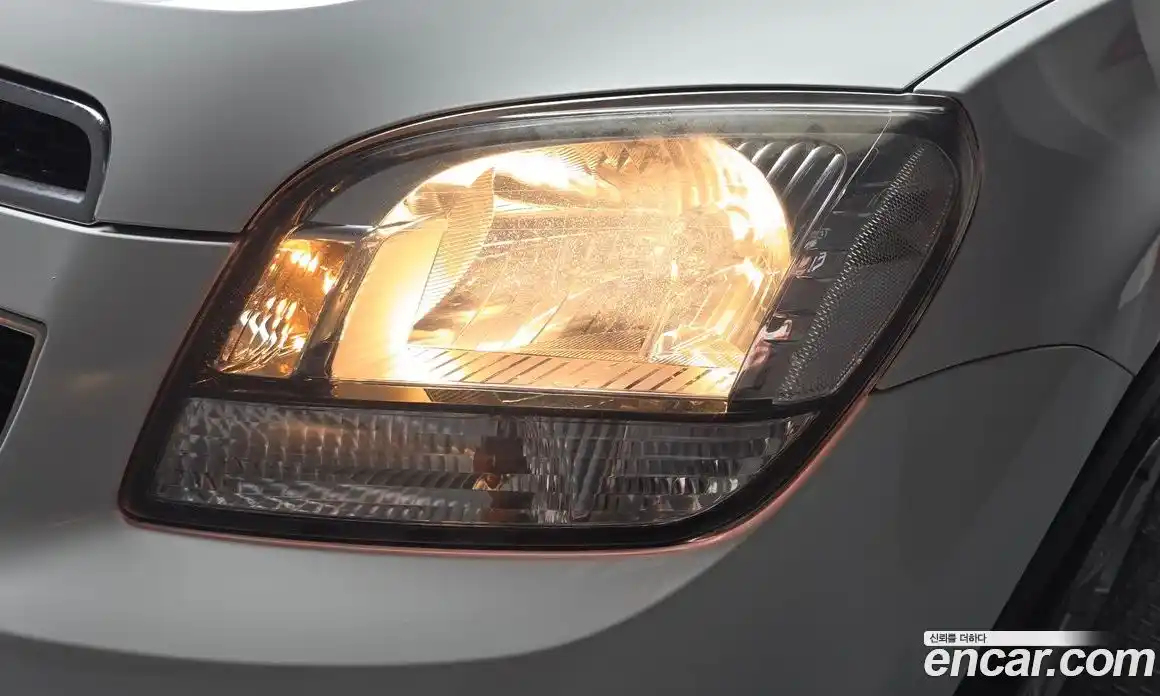 Chevrolet Orlando 2012 2.0 гидро в Москве № 1907955, фото 8
