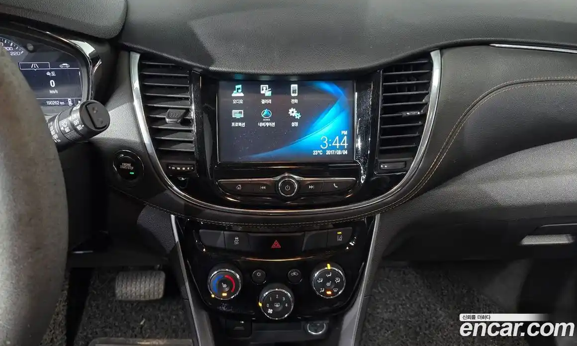 Chevrolet Trax 2017 1.6 гидро в Москве № 1908090, фото 13
