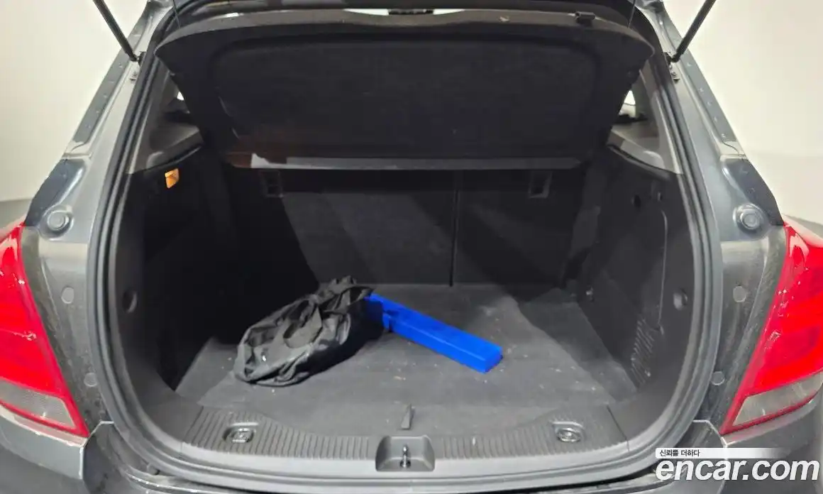 Chevrolet Trax 2017 1.6 гидро в Москве № 1908090, фото 20