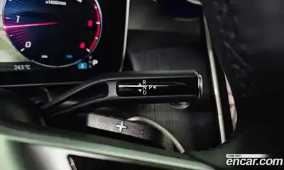 Mercedes-Benz GLC-Class 2023 2.0 гидро в Москве № 1908947, миниатюра 9