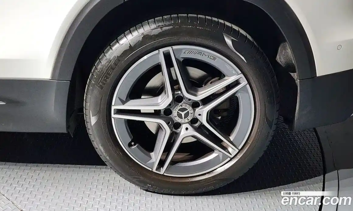 Mercedes-Benz GLB-Class 2021 2.0 гидро в Москве № 1909307, фото 7