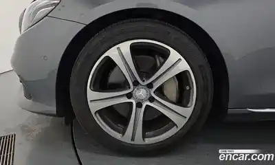 Mercedes-Benz E-Class 2016 2.0 гидро в Москве № 1910314, миниатюра 5