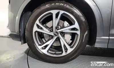 Audi Q6 e-tron 2025 0.2 гидро в Москве № 1910483, миниатюра 5
