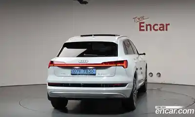 Audi e-tron 2022 0.2 гидро в Москве № 1910823, миниатюра 3