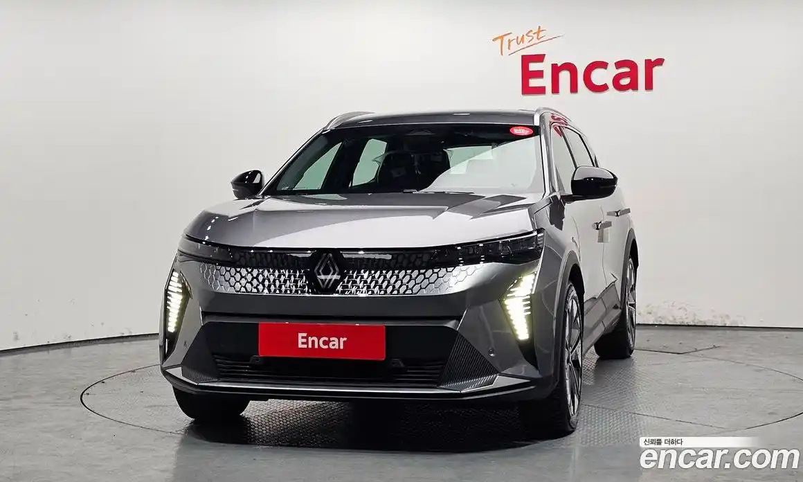 Renault Scenic 2026 0.3 гидро в Москве № 1910882, фото 3
