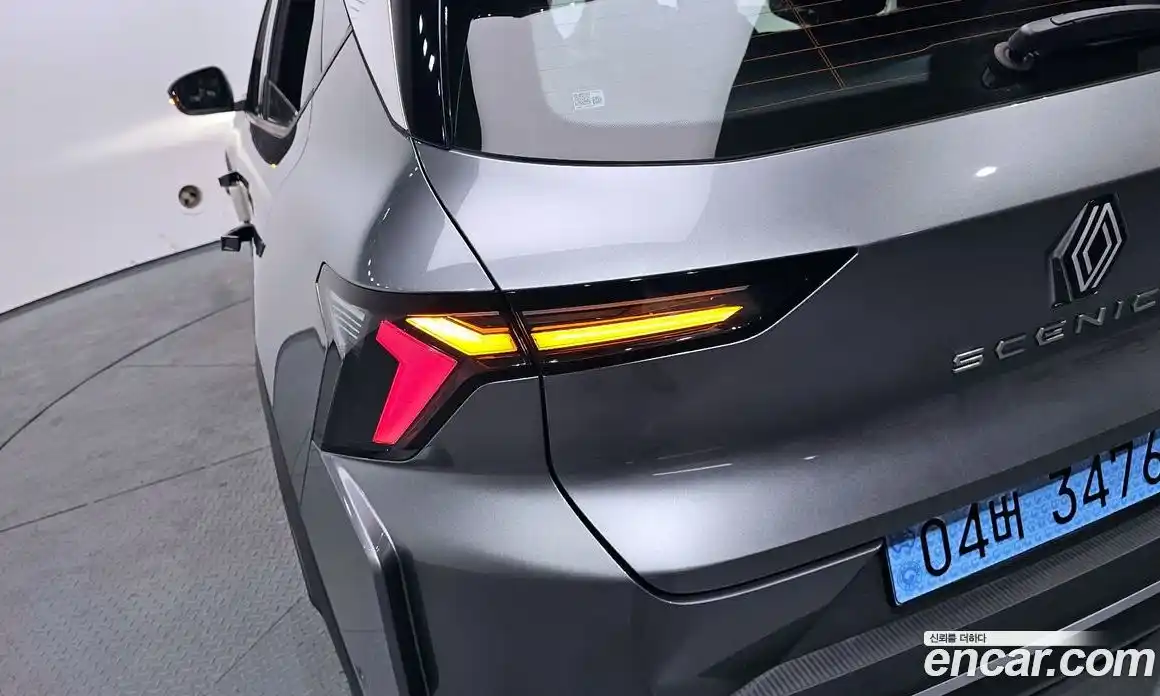 Renault Scenic 2026 0.3 гидро в Москве № 1910882, фото 9