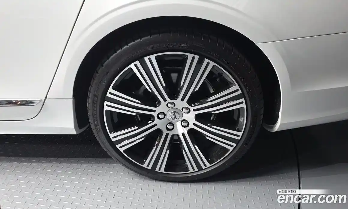 Volvo S90 2024 2.0 гидро в Москве № 1912676, фото 7