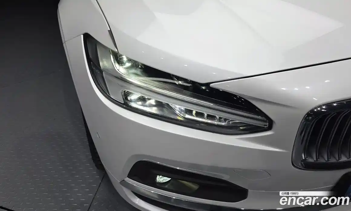 Volvo S90 2024 2.0 гидро в Москве № 1912676, фото 8
