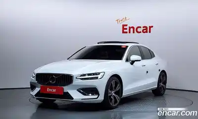 Volvo S60, 2021