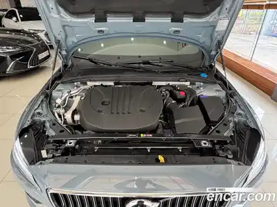 Volvo S60 2023 2.0 гидро в Москве № 1912817, миниатюра 6