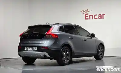 Volvo V40 2016 2.0 гидро в Москве № 1913201, миниатюра 2