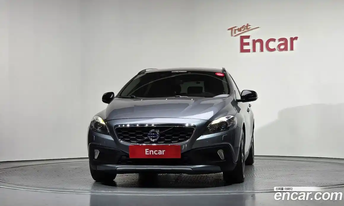 Volvo V40 2016 2.0 гидро в Москве № 1913201, фото 3