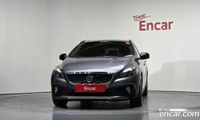 Volvo V40 2016 2.0 гидро в Москве № 1913201, миниатюра 3