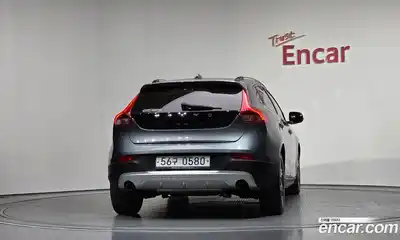 Volvo V40 2016 2.0 гидро в Москве № 1913201, миниатюра 4