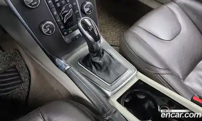 Volvo V40 2016 2.0 гидро в Москве № 1913201, миниатюра 9